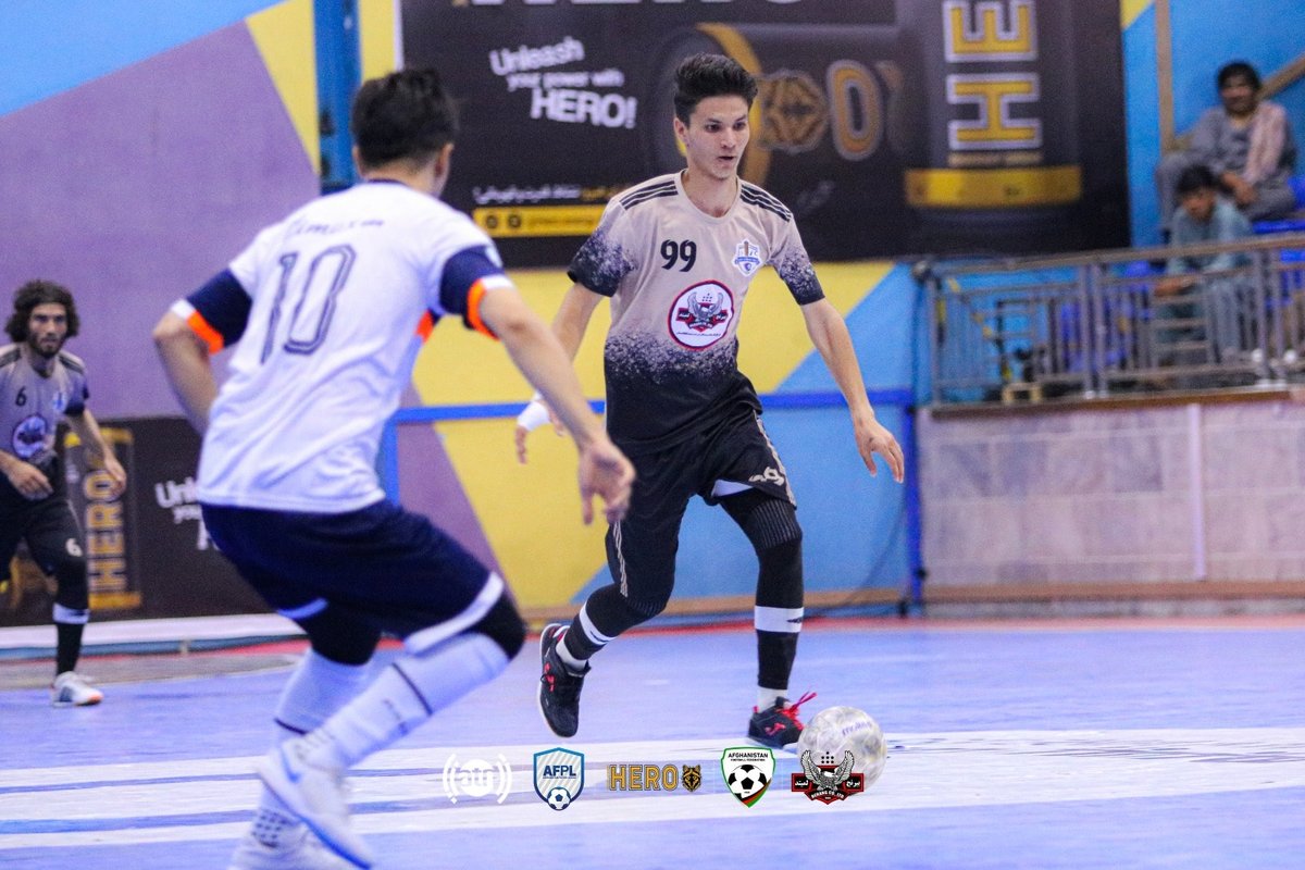 تصاویر بازی دیدار آریا فورج و دیار سنایی