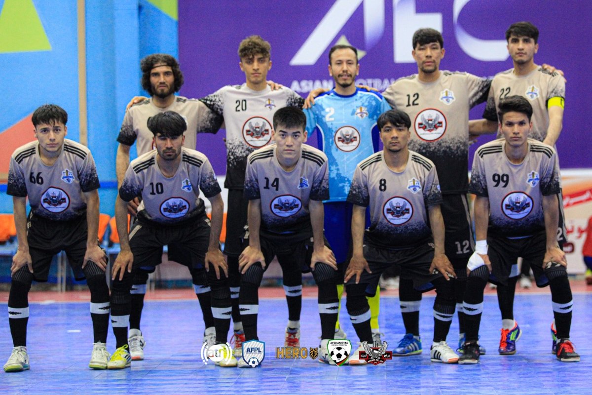 تصاویر بازی دیدار آریا فورج و دیار سنایی