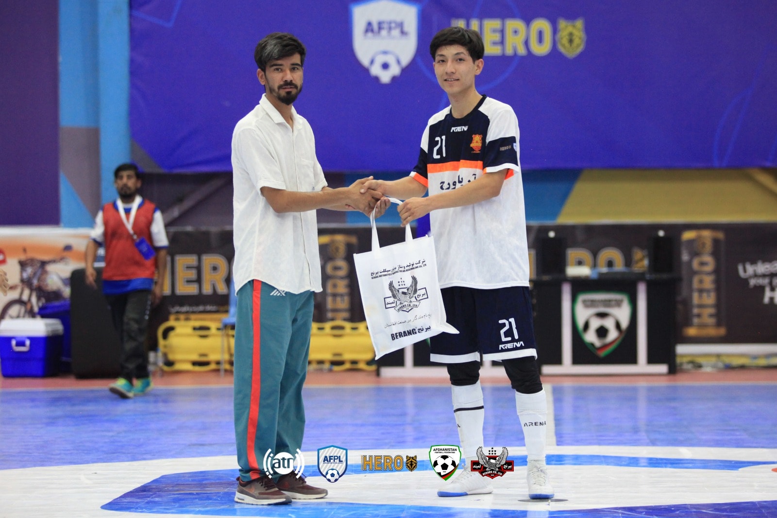 تصاویر بازی دیدار آریا فورج و دیار سنایی