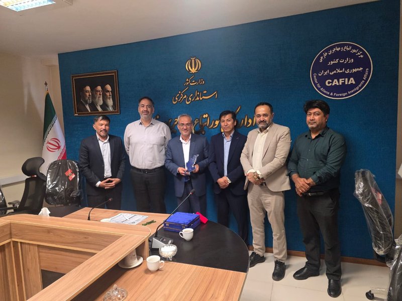 دیدار مجدد هیئت نمایندگی کمیته فوتسال افغانستان با مدیرکل امور اتباع و مهاجرین خارجی استان مرکزی